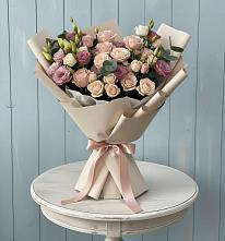 Букет цветов из:  Розы и Лизиантусы в Преображение