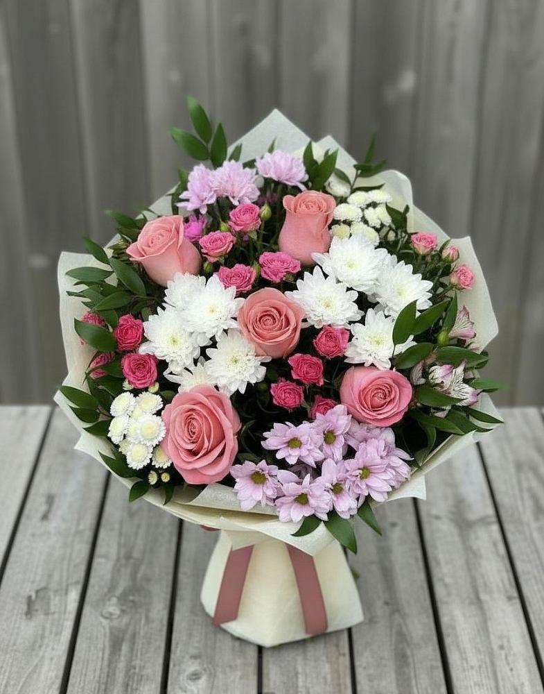 Букет цветов из: Альстромерии, Гвоздики, Розы и Хризантемы в Преображение