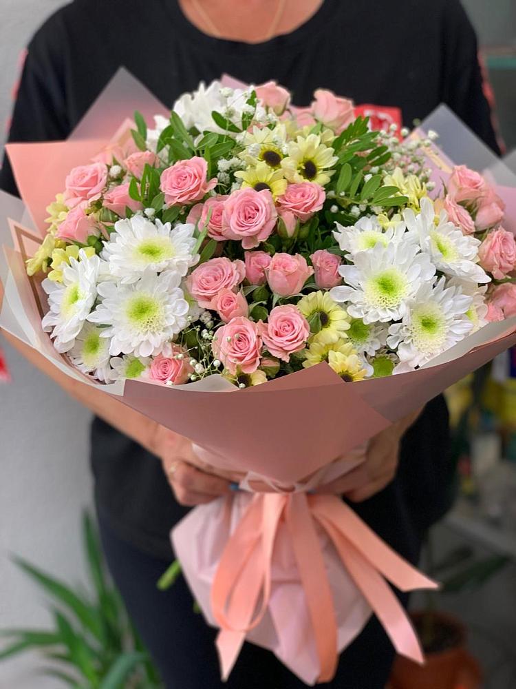 Букет цветов из: Розы и Хризантемы в Преображение