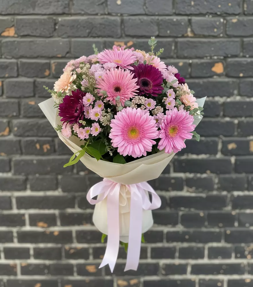 Букет цветов из: Герберы и Хризантемы в Преображение