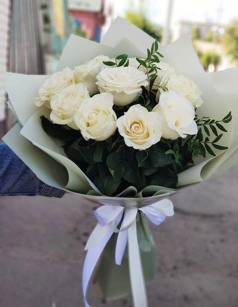 Букет Белые розы Проуд в Преображение
