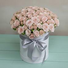 Цветочная композиция из Розы в шляпной коробке в Преображение