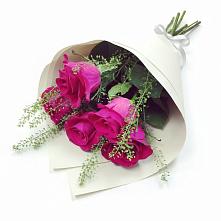 Букет цветов из:  Розы в Преображение