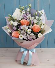 Букет цветов из:  Лизиантусы, Розы, Альстромерии и Гипсофила #REPLACE_PRED# Преображение