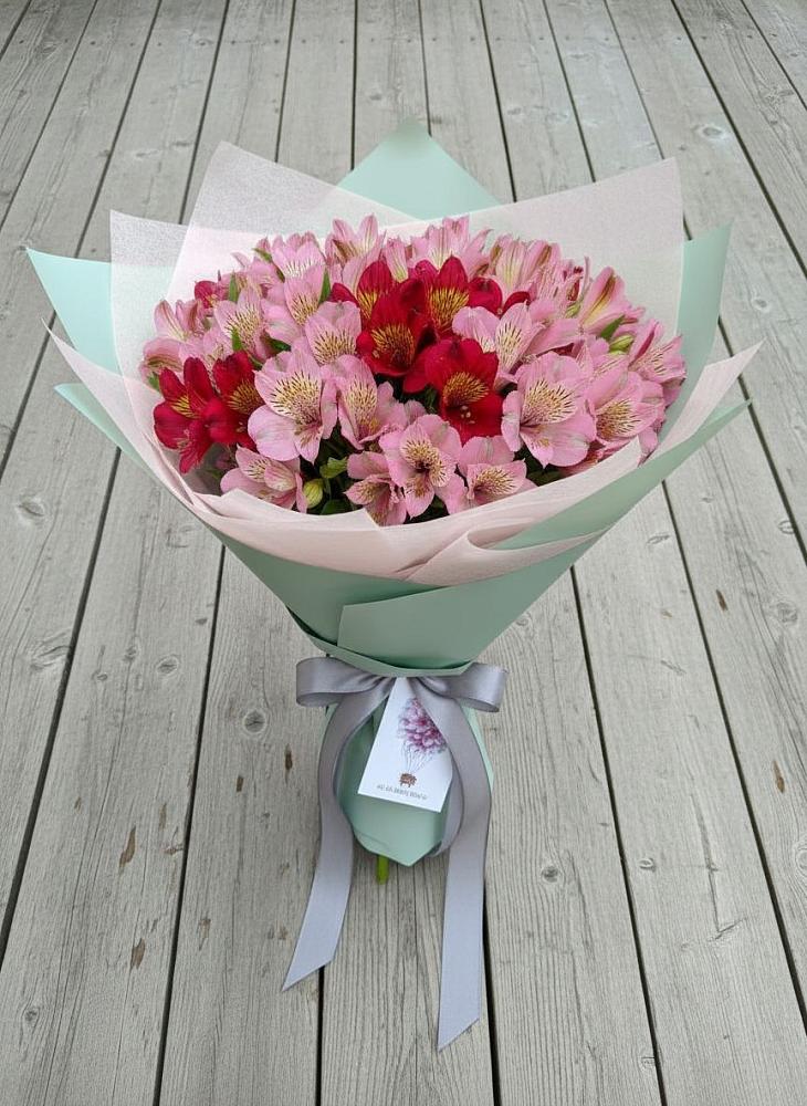 Букет цветов из: Альстромерии в Преображение