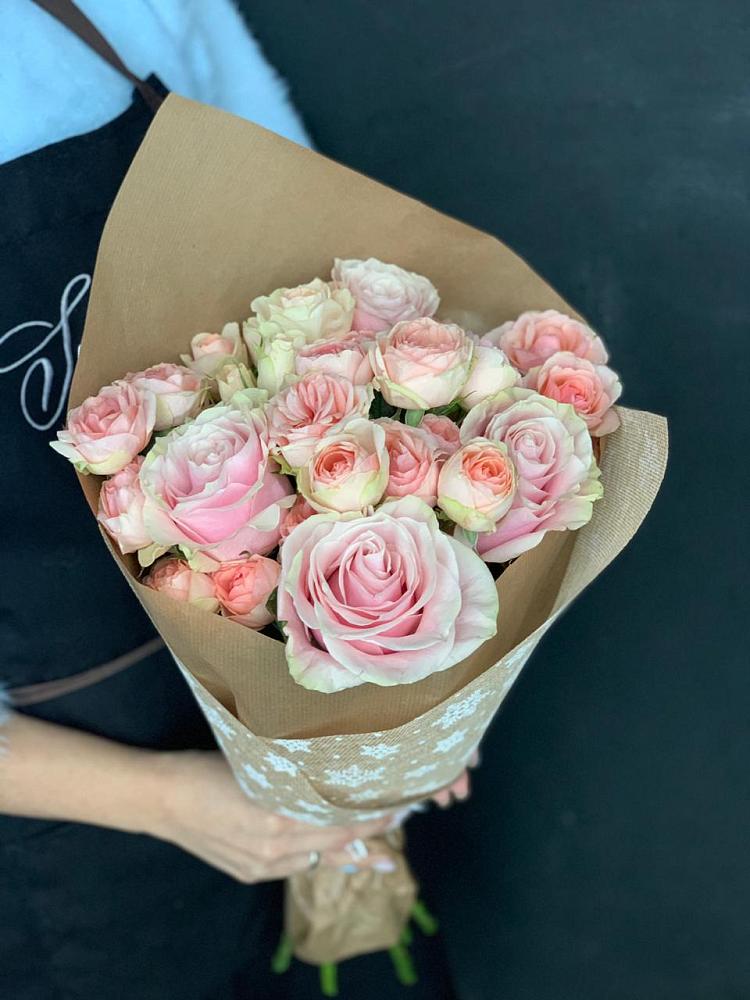 Букет цветов из: Хризантемы и Розы в Преображение