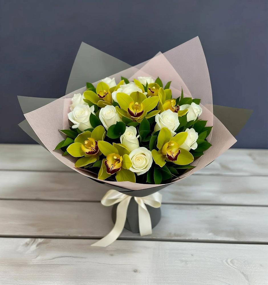 Букет цветов из: Орхидеи и Розы в Преображение