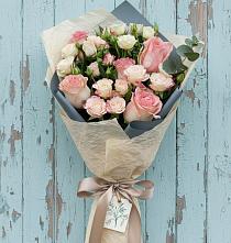 Букет цветов из:  Розы в Преображение