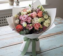 Букет цветов из:  Розы, Лизиантусы и Гвоздики в Преображение