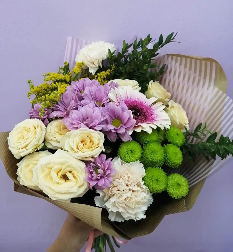 Букет цветов из: Хризантемы, Розы, Гвоздики и Герберы в Преображение