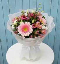 Букет цветов из:  Герберы, Альстромерии и Лизиантусы в Преображение