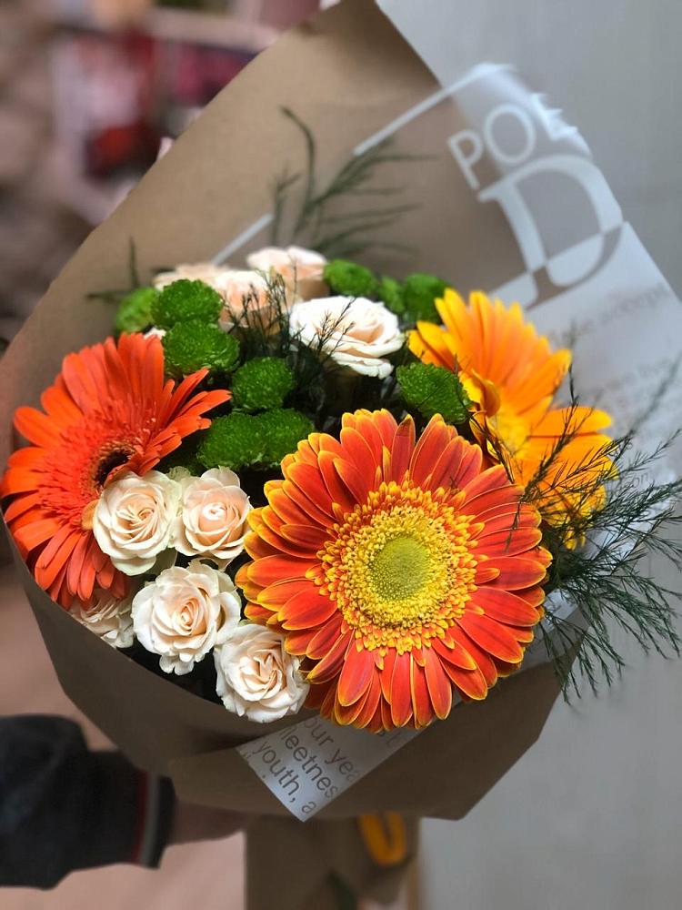 Букет цветов из: Герберы, Хризантемы и Розы в Преображение