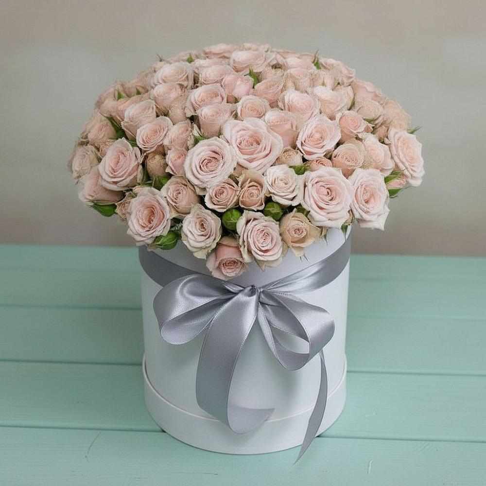 Цветочная композиция из Розы в шляпной коробке в Преображение