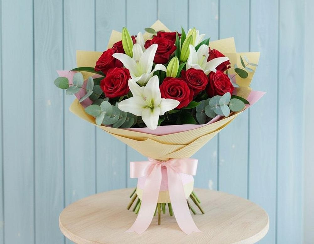 Букет цветов из: Лилии и Розы в Преображение